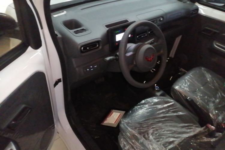 Used Wuling Zhiguang New Energy 2025 Comfort Model Driver Seat