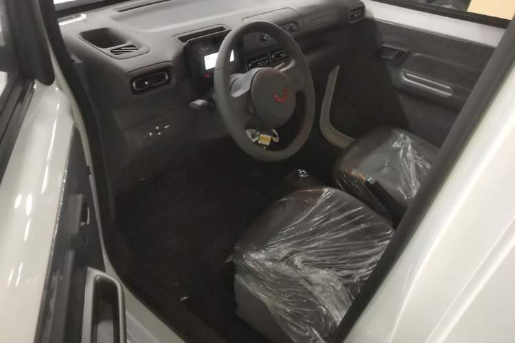 Used Wuling Zhiguang New Energy 2025 Comfort Model Driver Seat