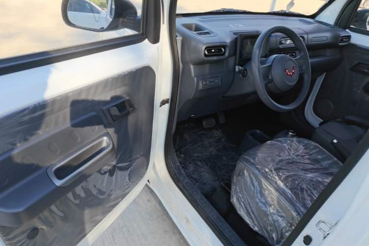 Used Wuling Zhiguang New Energy 2025 Comfort Model Driver Seat