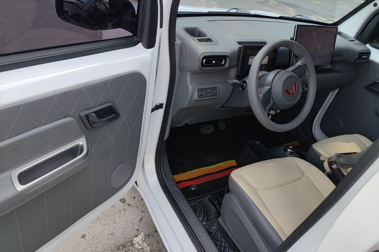 Used Wuling Zhiguang New Energy 2025 Comfort Model Driver Seat