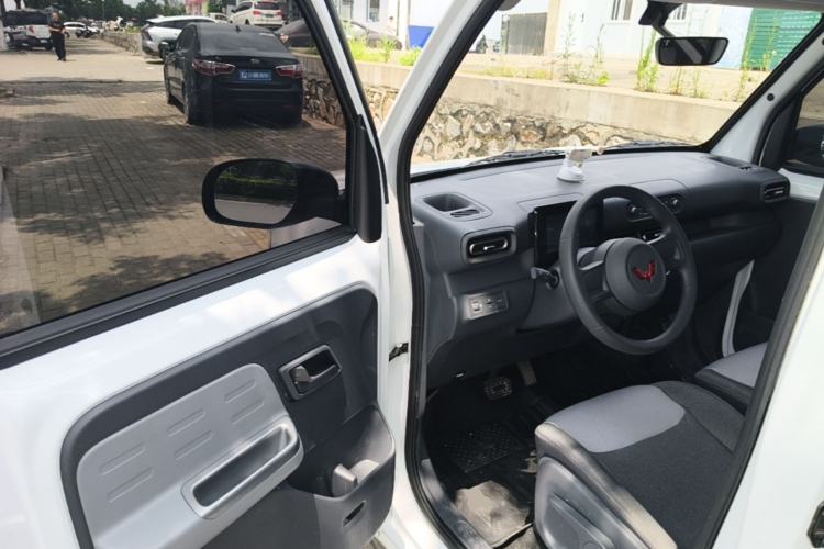 Used Wuling Zhiguang New Energy 2025 Model 305km Ambitious Edition Driver Seat