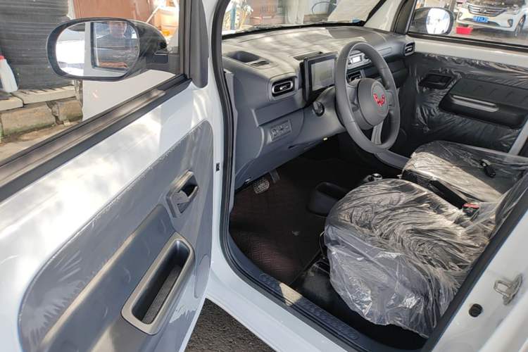 Used Wuling Zhiguang New Energy 2025 Comfort Model Driver Seat