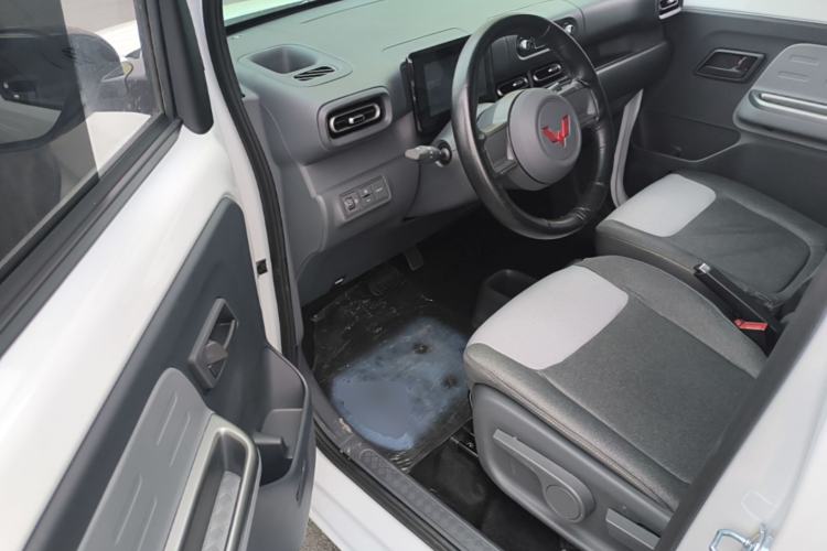 Used Wuling Zhiguang New Energy 2025 Model 305km Ambitious Edition Driver Seat