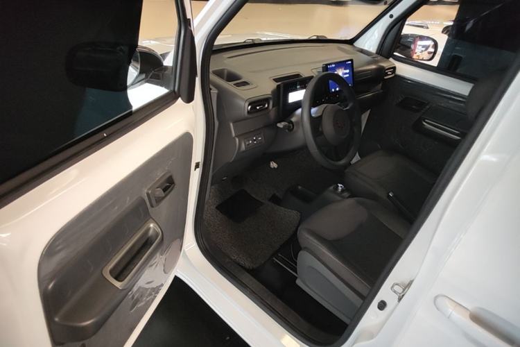 Used Wuling Zhiguang New Energy 2025 Comfort Model Driver Seat