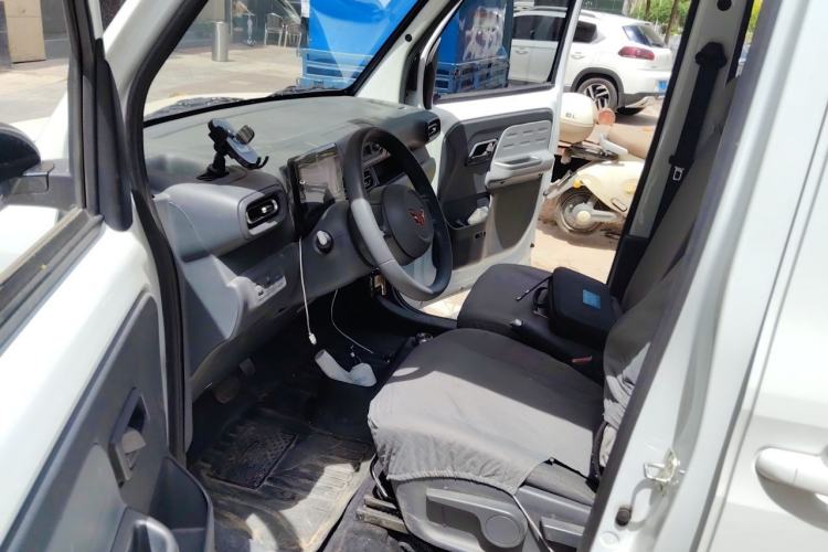 Used Wuling Zhiguang New Energy 2025 Model 305km Ambitious Edition Driver Seat