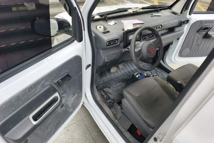 Used Wuling Zhiguang New Energy 2025 Comfort Model Driver Seat