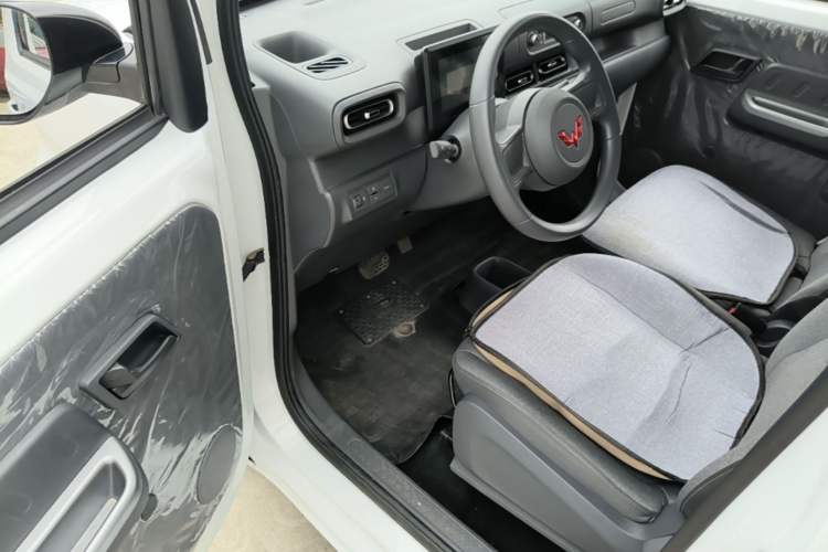 Used Wuling Zhiguang New Energy 2025 Comfort Model Driver Seat