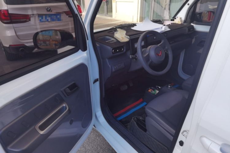 Used Wuling Zhiguang New Energy 2025 Standard Model Driver Seat