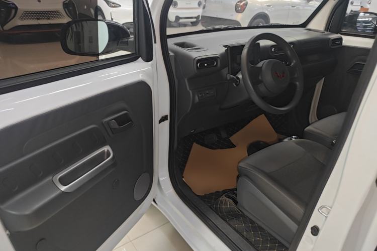 Used Wuling Zhiguang New Energy 2025 Comfort Model Driver Seat