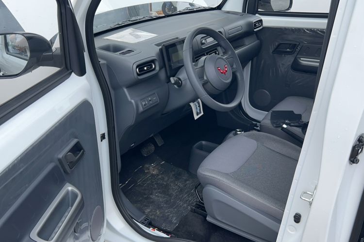 Used Wuling Zhiguang New Energy 2025 Comfort Model Driver Seat