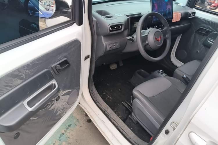 Used Wuling Zhiguang New Energy 2025 Comfort Model Driver Seat