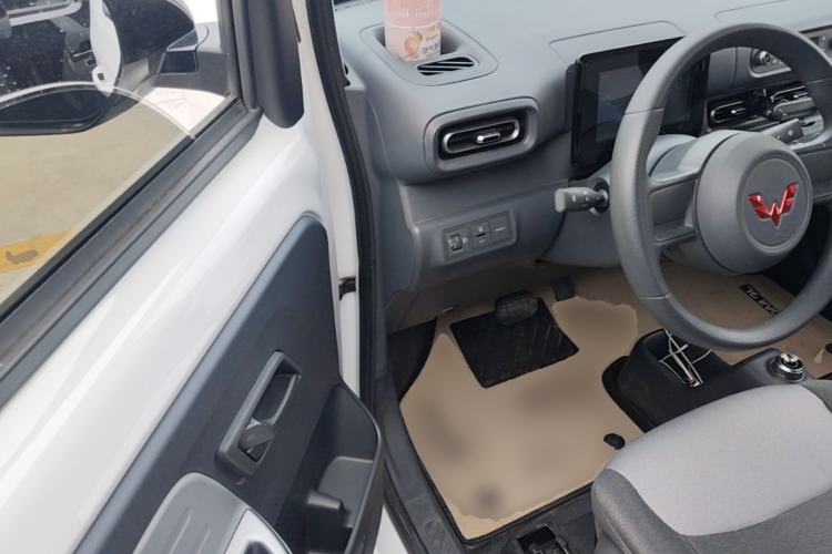 Used Wuling Zhiguang New Energy 2025 Model 305km Ambitious Edition Driver Seat