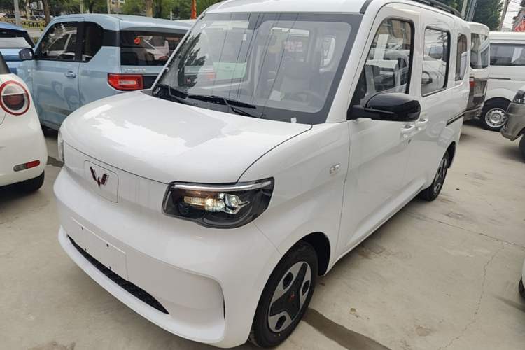 Used Wuling Zhiguang New Energy 2025 Model 305km Ambitious Edition Guazi used car, China used car export, Used car for sale, Used  cars, Cheapest cars for sale