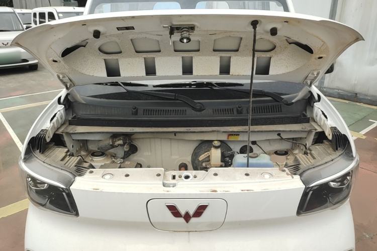 Used Wuling Zhiguang New Energy 2025 Standard Model Engine Bay
