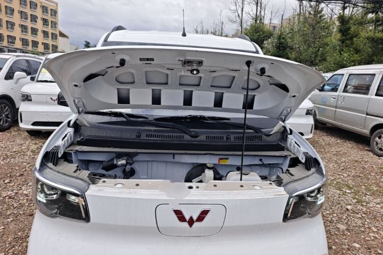 Used Wuling Zhiguang New Energy 2025 Model 305km Ambitious Edition Engine Bay
