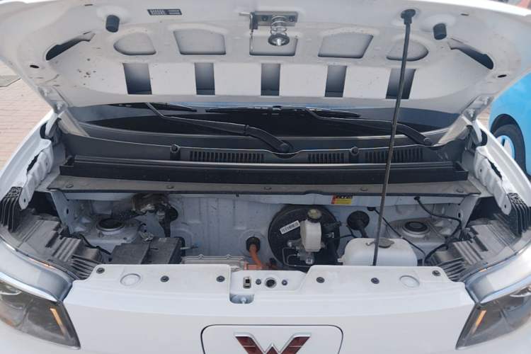 Used Wuling Zhiguang New Energy 2025 Comfort Model Engine Bay