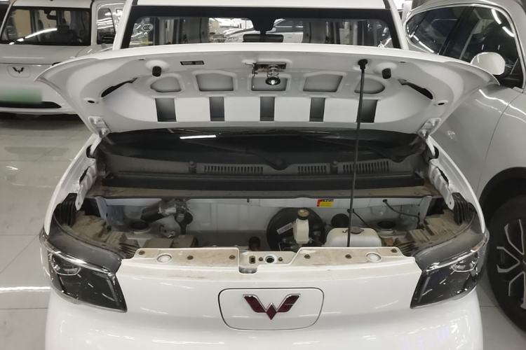 Used Wuling Zhiguang New Energy 2025 Comfort Model Engine Bay