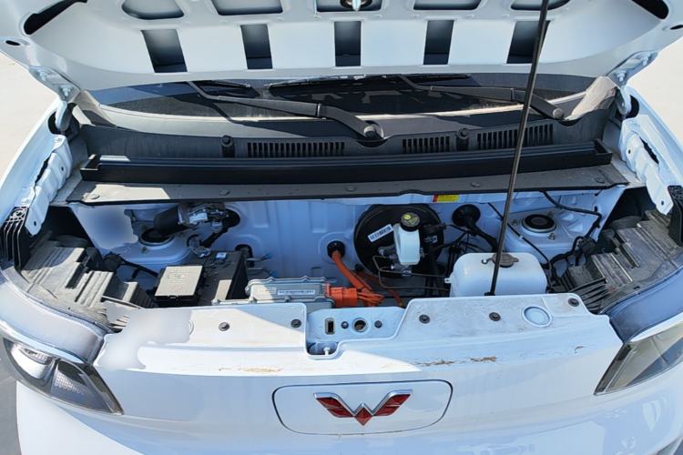 Used Wuling Zhiguang New Energy 2025 Model 305km Ambitious Edition Engine Bay