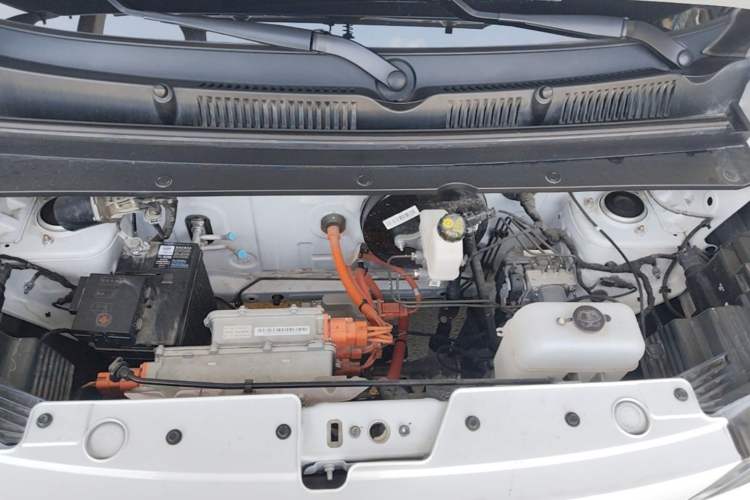 Used Wuling Zhiguang New Energy 2025 Comfort Model Engine Bay