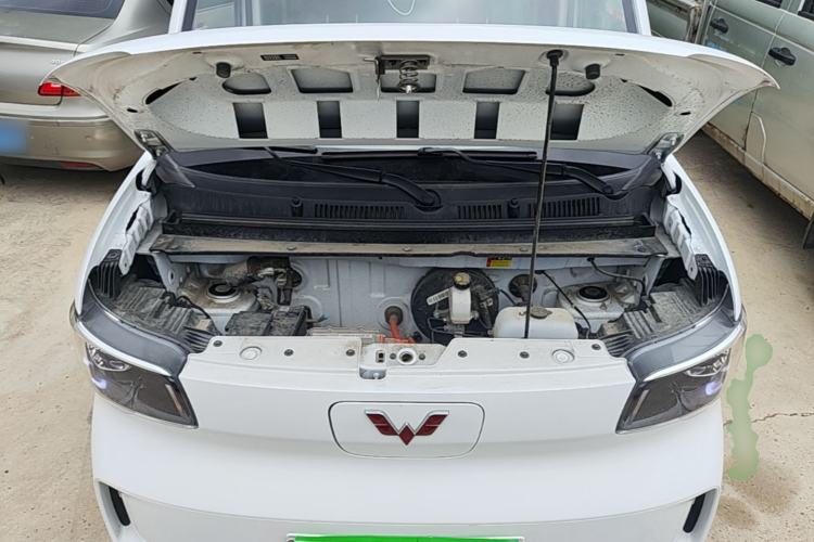 Used Wuling Zhiguang New Energy 2025 Standard Model Engine Bay