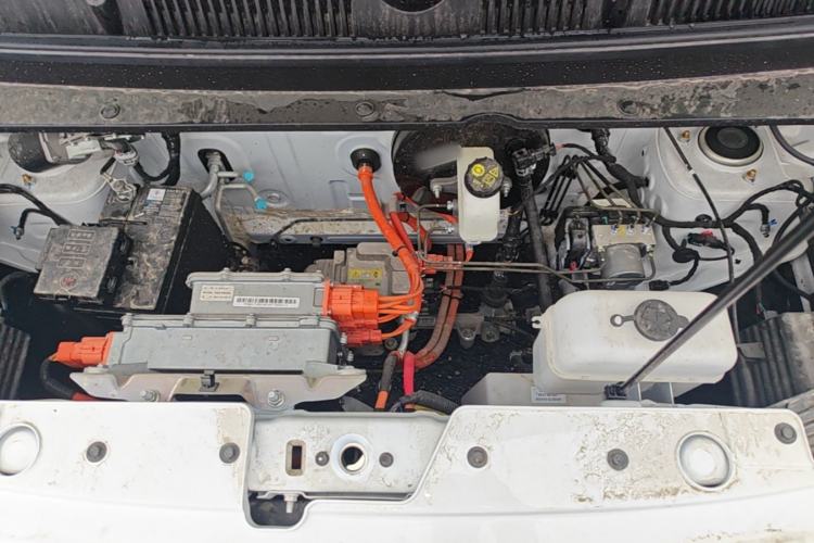 Used Wuling Zhiguang New Energy 2025 Model 305km Ambitious Edition Engine Bay