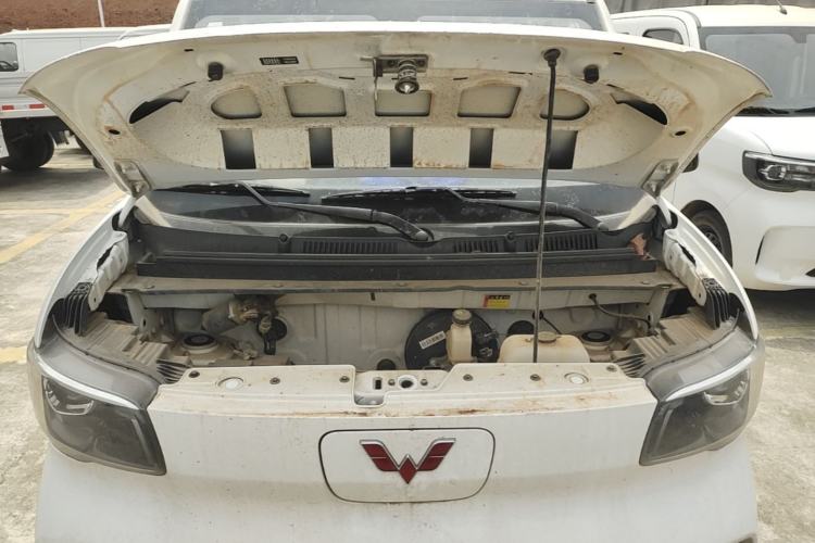 Used Wuling Zhiguang New Energy 2025 Standard Model Engine Bay