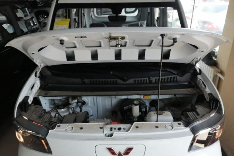 Used Wuling Zhiguang New Energy 2025 Comfort Model Engine Bay