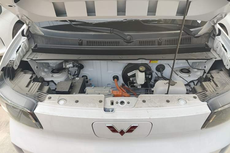 Used Wuling Zhiguang New Energy 2025 Model 305km Ambitious Edition Engine Bay
