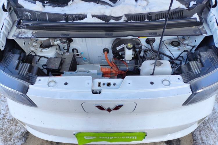 Used Wuling Zhiguang New Energy 2025 Model 305km Ambitious Edition Engine Bay