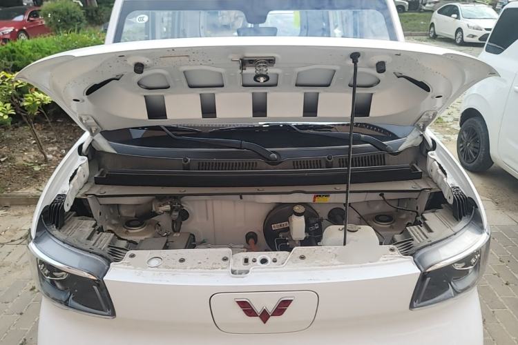 Used Wuling Zhiguang New Energy 2025 Model 305km Ambitious Edition Engine Bay