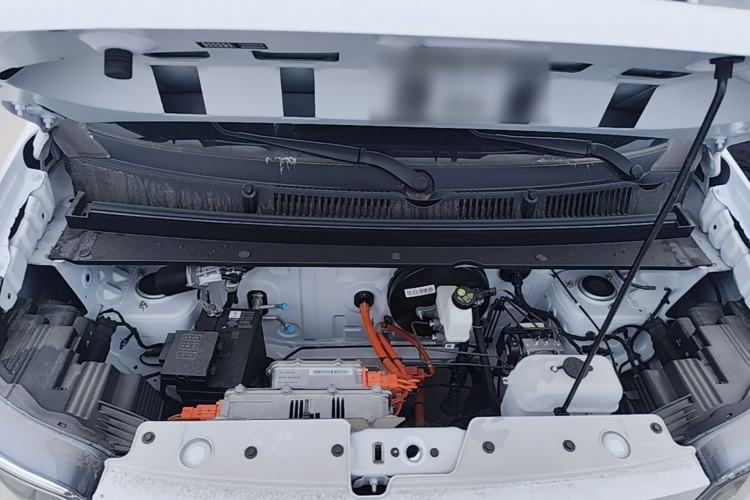 Used Wuling Zhiguang New Energy 2025 Standard Model Engine Bay