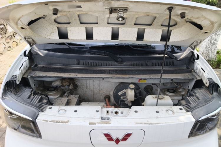 Used Wuling Zhiguang New Energy 2025 Model 305km Ambitious Edition Engine Bay