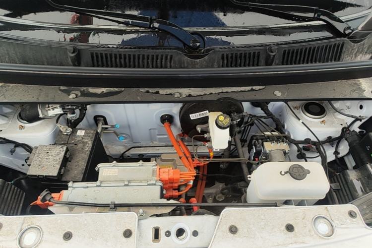 Used Wuling Zhiguang New Energy 2025 Model 305km Ambitious Edition Engine Bay