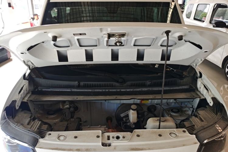 Used Wuling Zhiguang New Energy 2025 Comfort Model Engine Bay