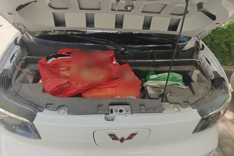 Used Wuling Zhiguang New Energy 2025 Standard Model Engine Bay
