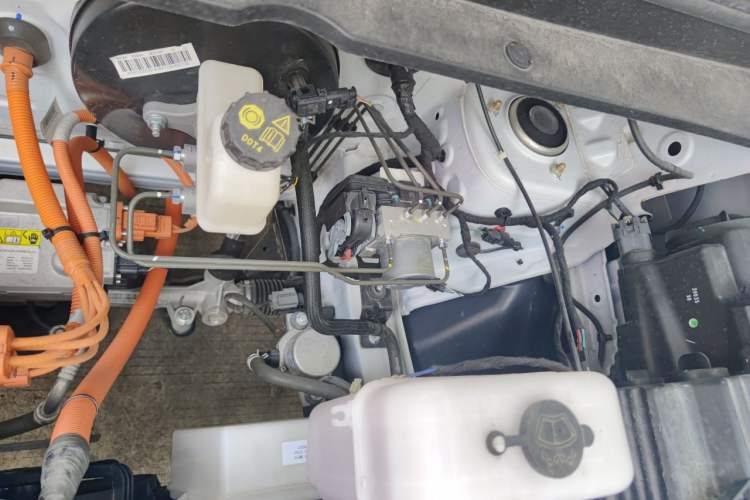 Used Wuling Zhiguang New Energy 2025 Comfort Model Engine Bay Left