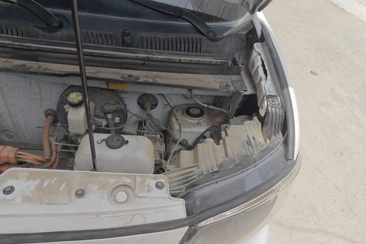 Used Wuling Zhiguang New Energy 2025 Comfort Model Engine Bay Left
