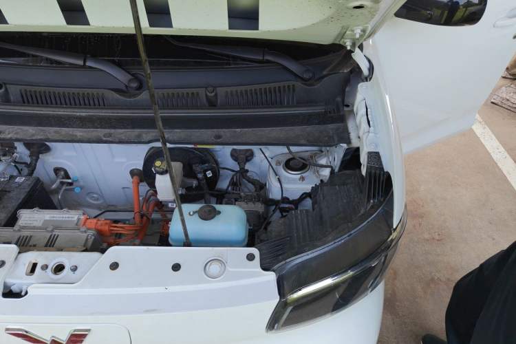 Used Wuling Zhiguang New Energy 2025 Standard Model Engine Bay Left