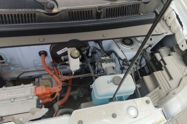 Used Wuling Zhiguang New Energy 2025 Comfort Model Engine Bay Left