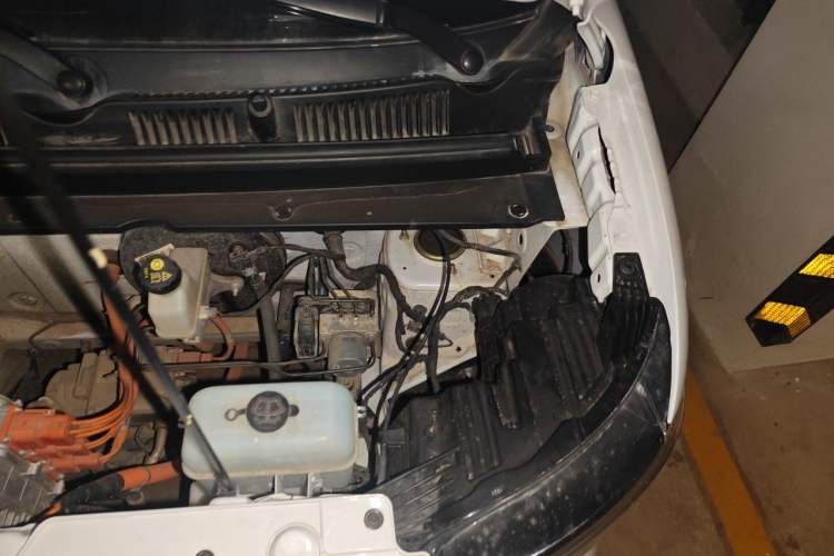 Used Wuling Zhiguang New Energy 2025 Standard Model Engine Bay Left