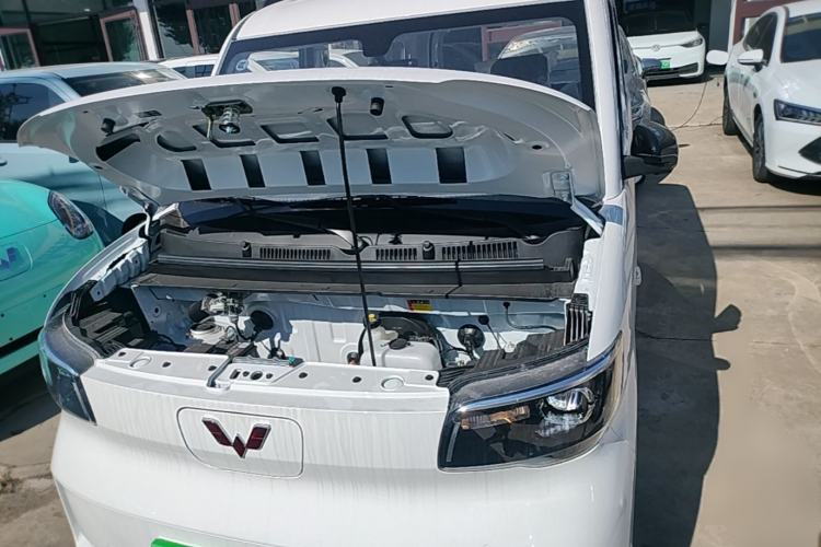 Used Wuling Zhiguang New Energy 2025 Model 305km Ambitious Edition Engine Bay