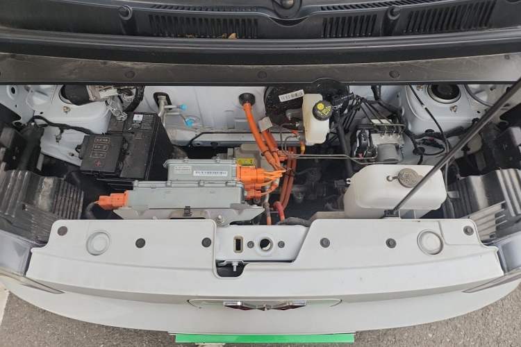 Used Wuling Zhiguang New Energy 2025 Model 305km Ambitious Edition Engine Bay