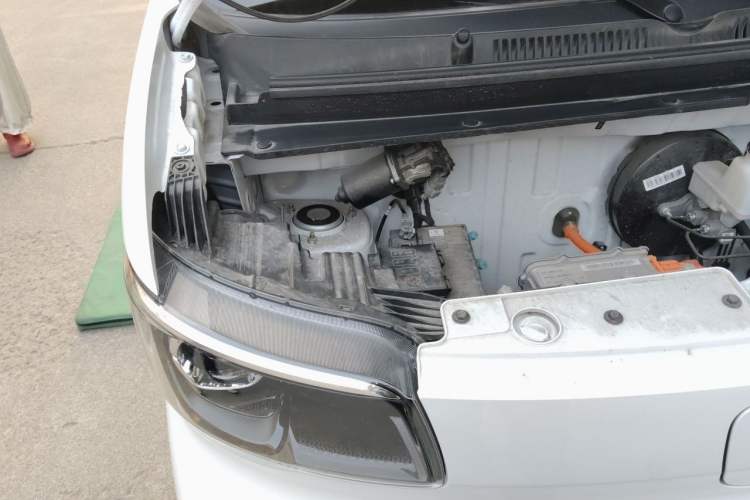 Used Wuling Zhiguang New Energy 2025 Standard Model Engine Bay Right