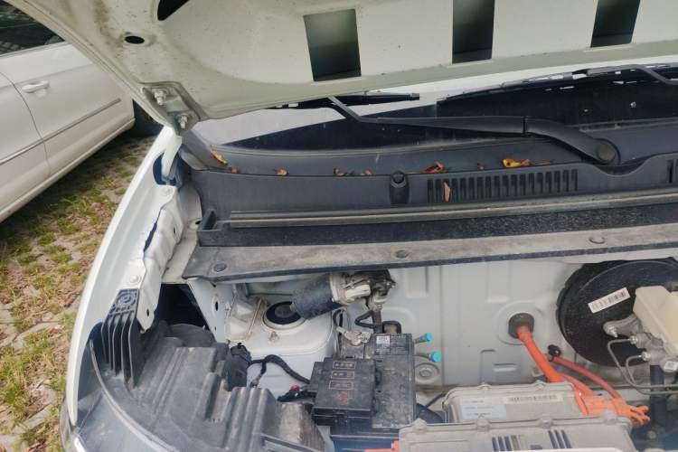 Used Wuling Zhiguang New Energy 2025 Standard Model Engine Bay Right