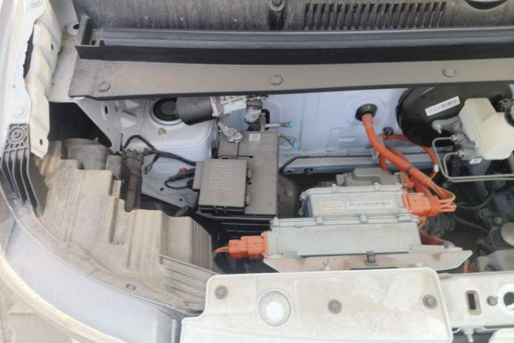 Used Wuling Zhiguang New Energy 2025 Comfort Model Engine Bay Right