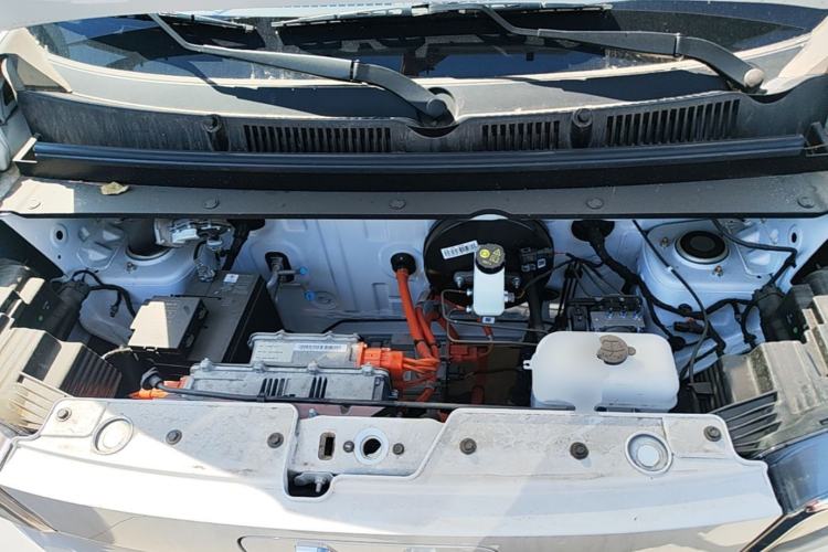 Used Wuling Zhiguang New Energy 2025 Standard Model Engine Bay