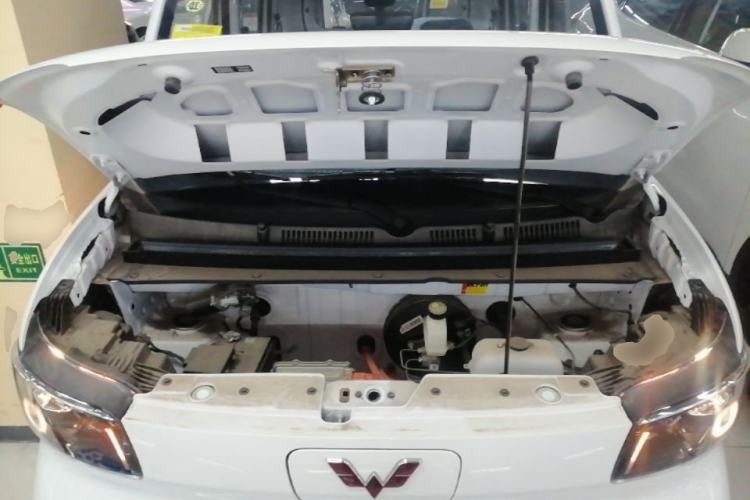 Used Wuling Zhiguang New Energy 2025 Comfort Model Engine Bay