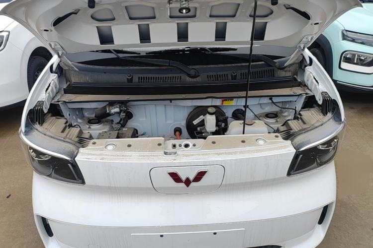 Used Wuling Zhiguang New Energy 2025 Model 305km Ambitious Edition Engine Bay