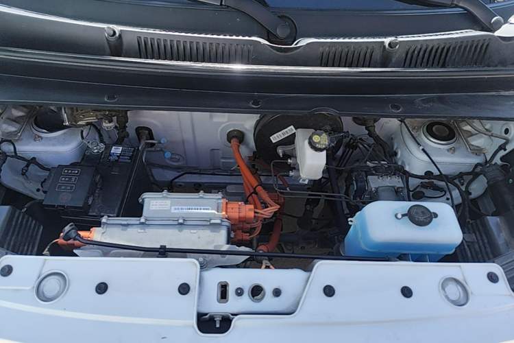 Used Wuling Zhiguang New Energy 2025 Comfort Model Engine Bay