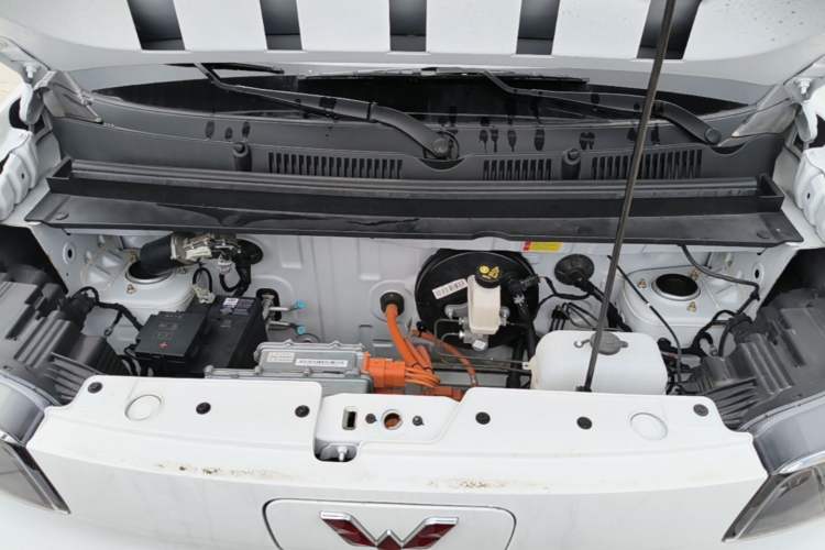 Used Wuling Zhiguang New Energy 2025 Comfort Model Engine Bay